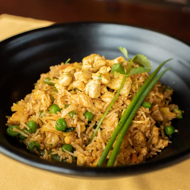 CHICKEN FRIED RICE.